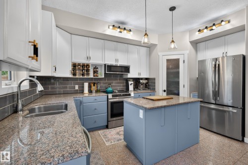 14422 104 Avenue Nw, Edmonton, AB 