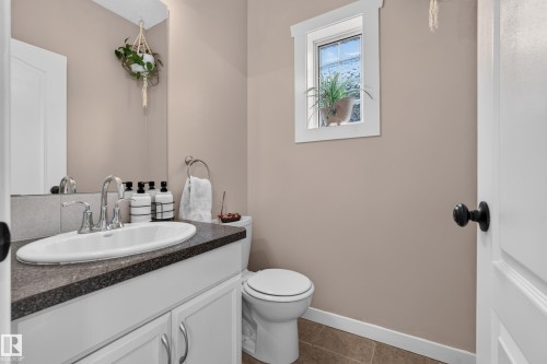 14422 104 Avenue Nw, Edmonton, AB 