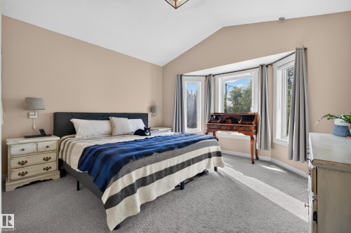 14422 104 Avenue Nw, Edmonton, AB 