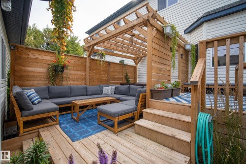 14422 104 Avenue Nw, Edmonton, AB 