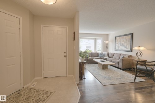 5751 189 Street Nw, Edmonton, AB 