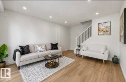 199B HOMESTEAD Crescent NW  Edmonton, AB T5A 2Y2