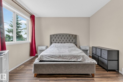 #47 16823 84 St Nw, Edmonton, AB - Indoor Photo Showing Bedroom
