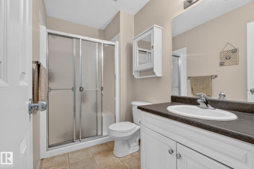 #47 16823 84 St Nw, Edmonton, AB - Indoor Photo Showing Bathroom