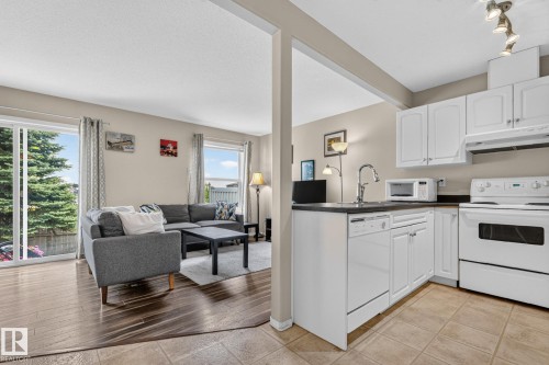#47 16823 84 St Nw, Edmonton, AB - Indoor