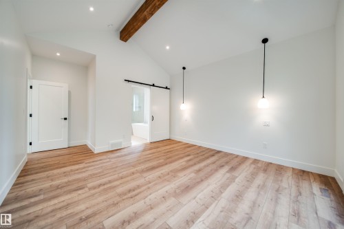 9647 72 Avenue Nw, Edmonton, AB 