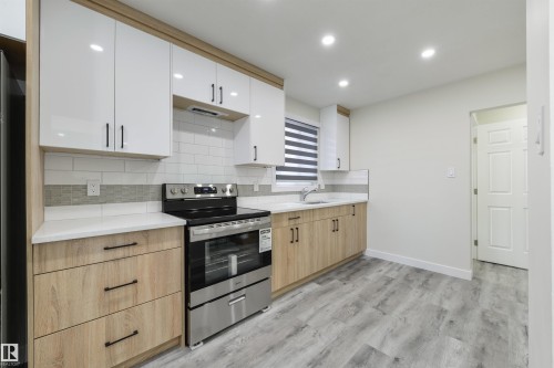 8019 141 Avenue Nw, Edmonton, AB 