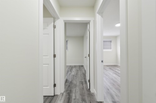 8019 141 Avenue Nw, Edmonton, AB 
