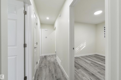 8019 141 Avenue Nw, Edmonton, AB 