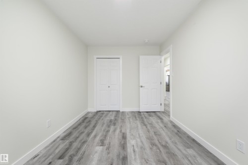 8019 141 Avenue Nw, Edmonton, AB 