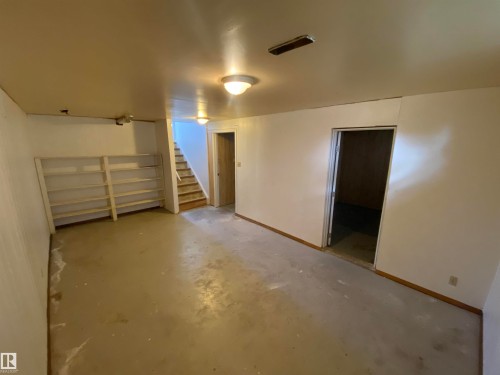 4818 54A Avenue, Vegreville, AB 