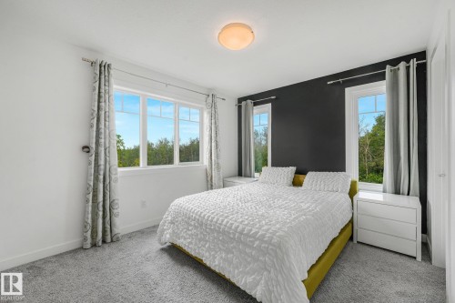 4004 Blackbird Link Link Nw, Edmonton, AB - Indoor Photo Showing Bedroom