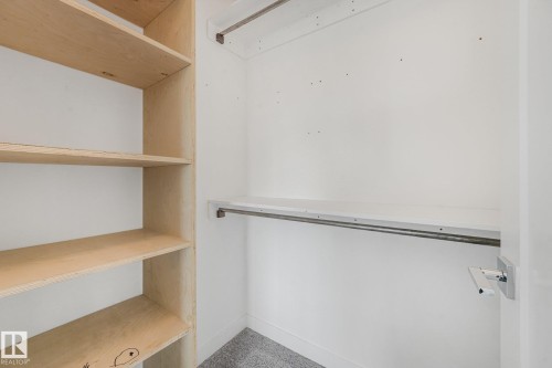 4004 Blackbird Link Link Nw, Edmonton, AB - Indoor With Storage