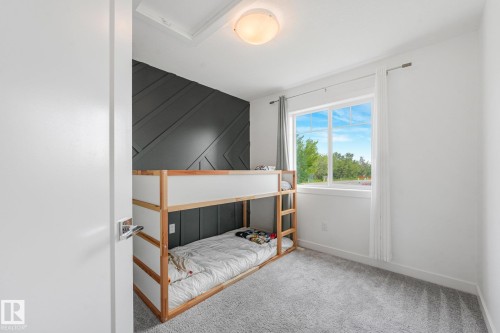 4004 Blackbird Link Link Nw, Edmonton, AB - Indoor Photo Showing Bedroom