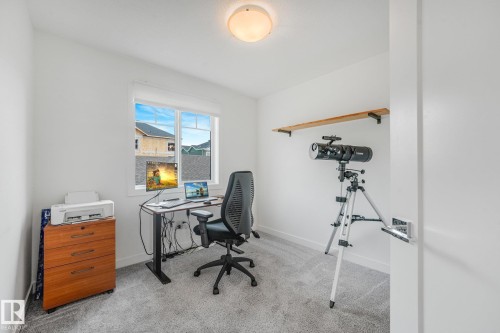 4004 Blackbird Link Link Nw, Edmonton, AB - Indoor Photo Showing Office