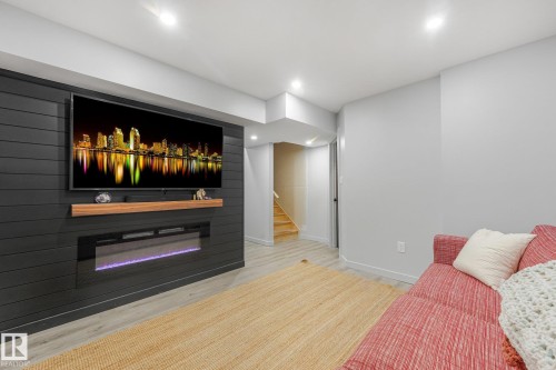 4004 Blackbird Link Link Nw, Edmonton, AB - Indoor With Fireplace