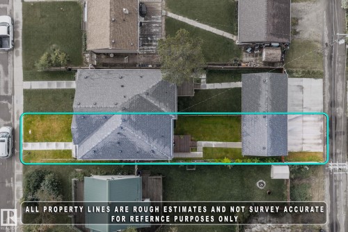 Aerial Property Boundary Graphic. Illustrating the estimated property lines for reference purposes only - 10338 162St Nw, Edmonton, AB 