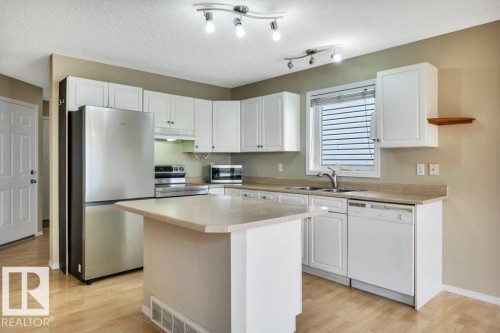 #27 4350 23 St Nw, Edmonton, AB 