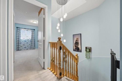 View of second floor hallway - 6910 158A Avenue Nw, Edmonton, AB 