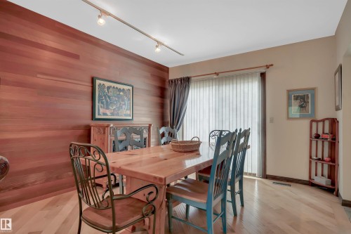 10524 75 Avenue Nw, Edmonton, AB 