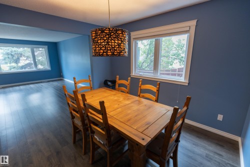 11220 23A Avenue Nw, Edmonton, AB 