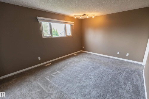 11220 23A Avenue Nw, Edmonton, AB 
