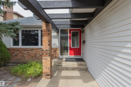11220 23A Avenue Nw, Edmonton, AB 