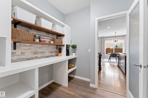 9664 223 Street Nw, Edmonton, AB 