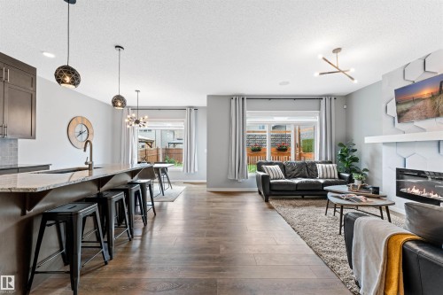 9664 223 Street Nw, Edmonton, AB 