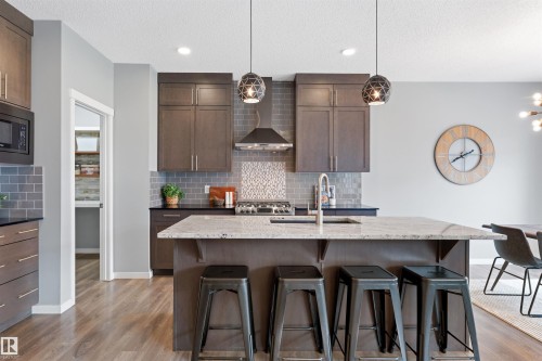 9664 223 Street Nw, Edmonton, AB 