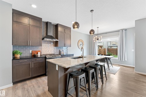 9664 223 Street Nw, Edmonton, AB 