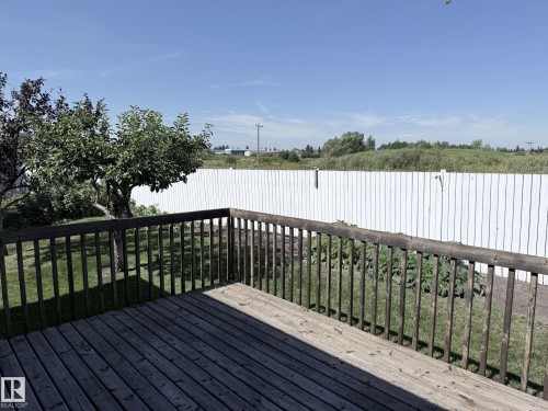 12 Clearwater Crescent, Wetaskiwin, AB 