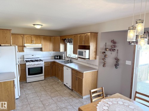 12 Clearwater Crescent, Wetaskiwin, AB 