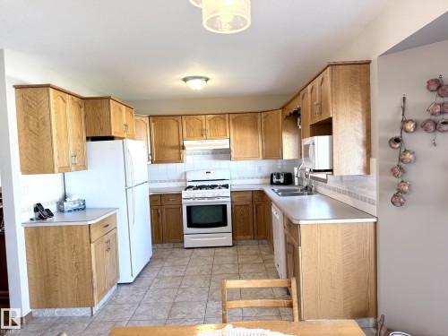 12 Clearwater Crescent, Wetaskiwin, AB 