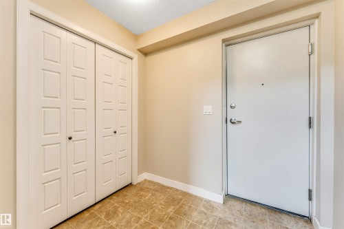 #27 13825 155 Av Nw, Edmonton, AB - Indoor Photo Showing Other Room
