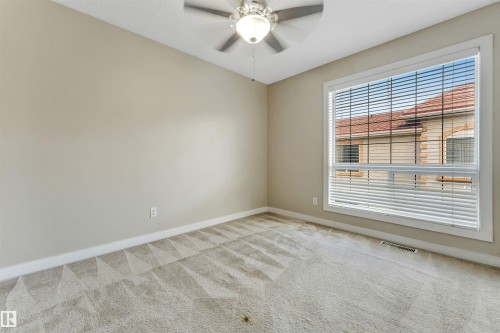 #27 13825 155 Av Nw, Edmonton, AB - Indoor Photo Showing Other Room