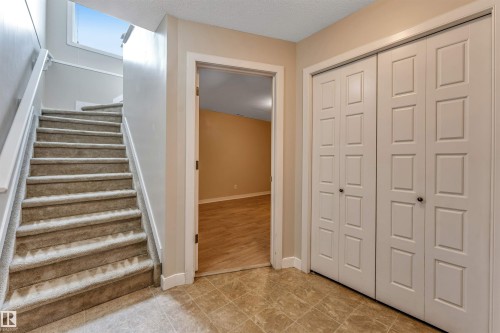 #27 13825 155 Av Nw, Edmonton, AB - Indoor Photo Showing Other Room