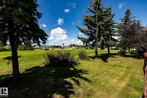 #31 4707 126 Av Nw, Edmonton, AB 