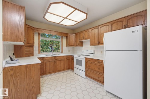 11708 135 Street Nw, Edmonton, AB 