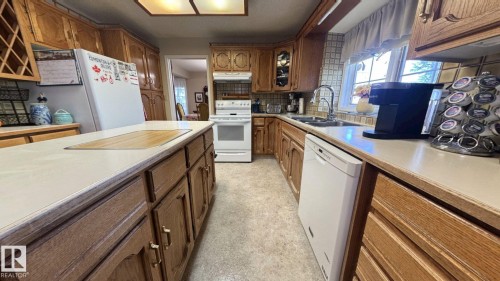 4804 45 Street, Two Hills, AB 