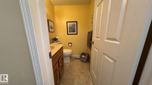 4804 45 Street, Two Hills, AB 