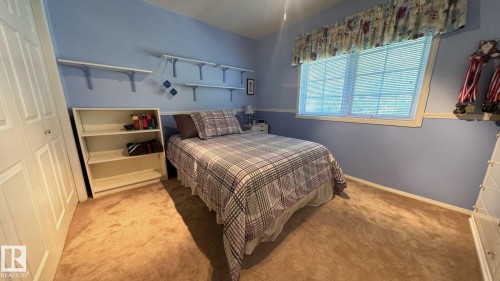 4804 45 Street, Two Hills, AB 