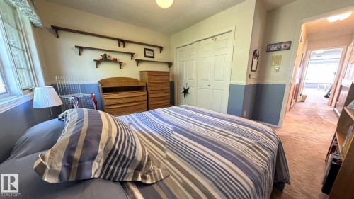 4804 45 Street, Two Hills, AB 