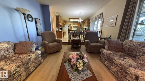 4804 45 Street, Two Hills, AB 