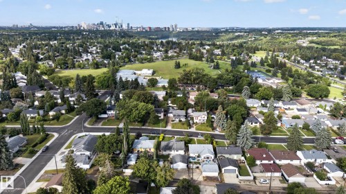 10739 52 Street Nw, Edmonton, AB 