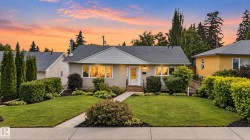 10739 52 Street NW  Edmonton, AB T6A 2H4