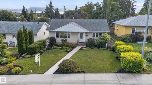 10739 52 Street Nw, Edmonton, AB 