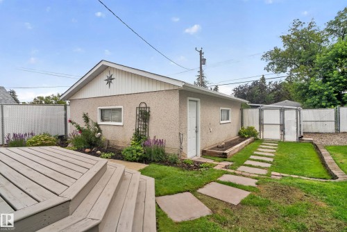 10739 52 Street Nw, Edmonton, AB 