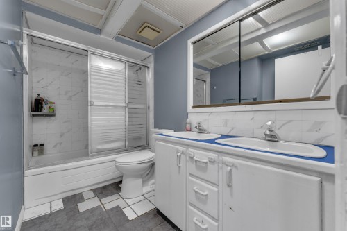 3111 67 Street Nw, Edmonton, AB 