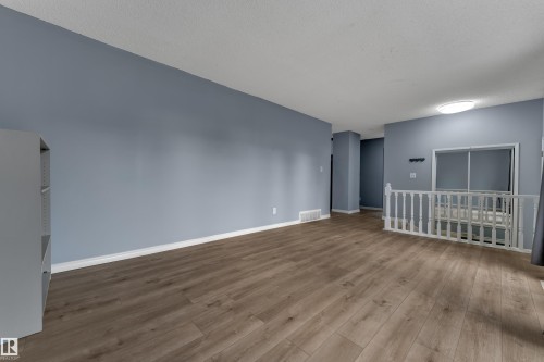 3111 67 Street Nw, Edmonton, AB 